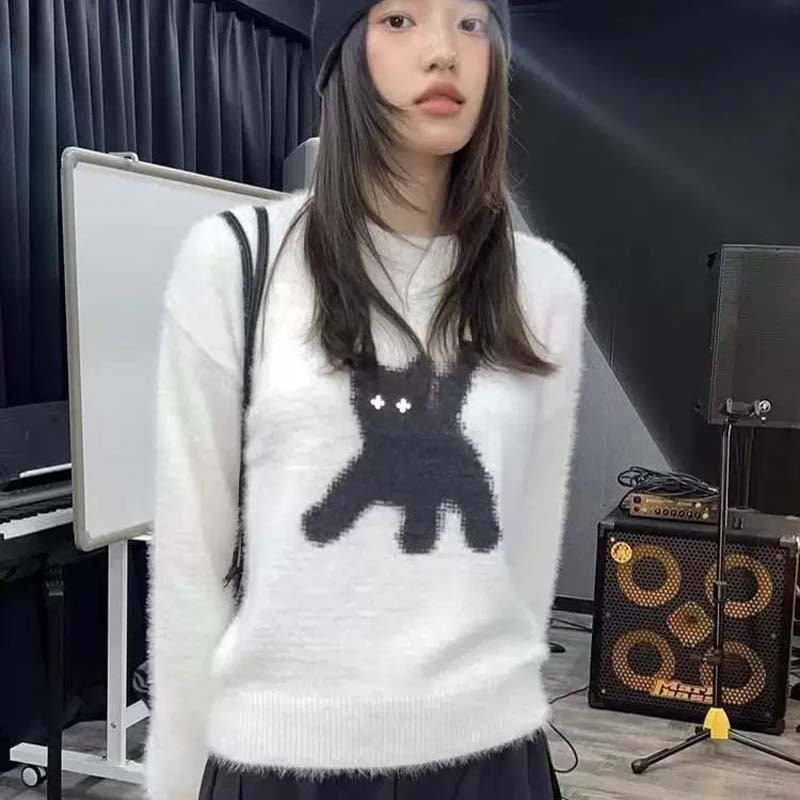 AEAE Cartoon Bear Graphic Knit Sweater – Soft Fuzzy Streetwear Pullover