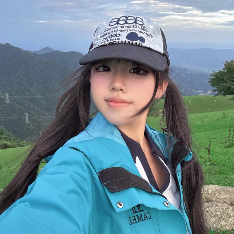 AEAE Vintage Star Graphic Trucker Cap – Retro Mesh Baseball Hat Unisex Streetwear