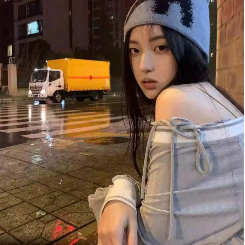 AEAE Pixel Cat Knit Beanie – Minimal Jacquard Winter Streetwear Hat
