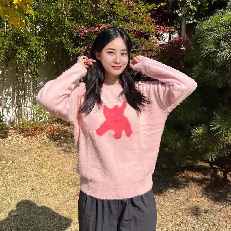 AEAE Cartoon Bear Knit Sweater – Soft Fuzzy Oversized Streetwear Pullover