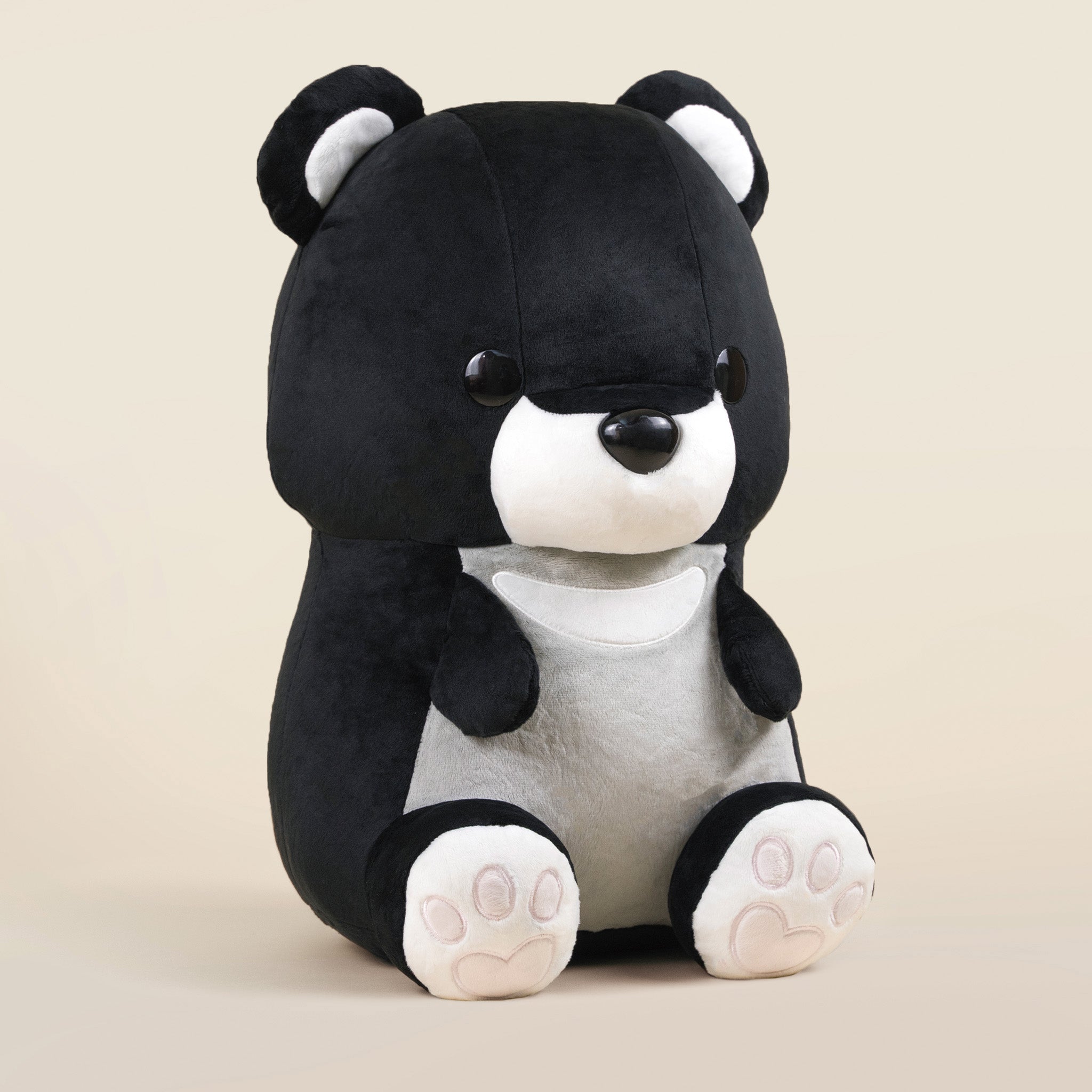 Giant Moonbi the Moon Bear