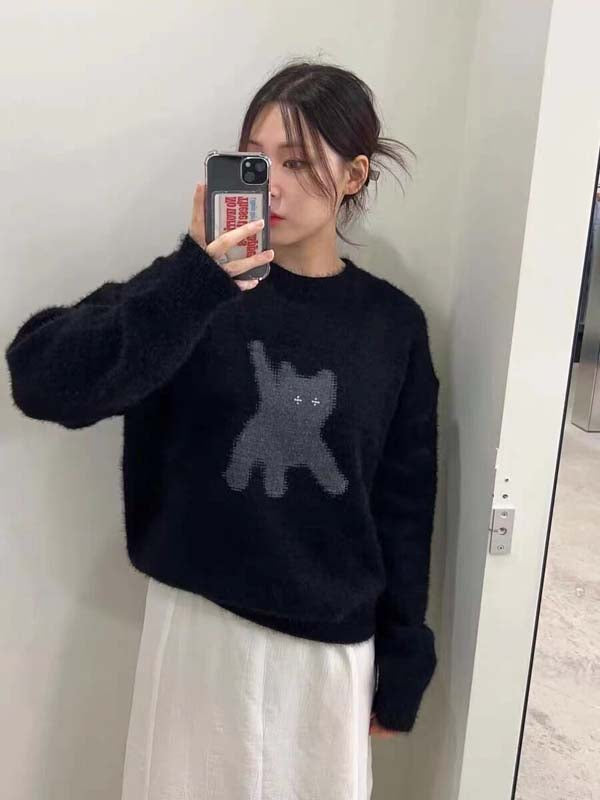 AEAE Cartoon Bear Graphic Knit Sweater – Soft Fuzzy Streetwear Pullover