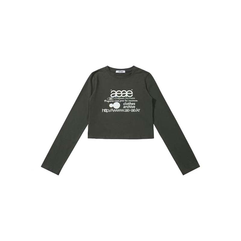 AEAE Vintage Logo Cropped Long Sleeve T-Shirt – Minimal Streetwear Slim Fit Tee